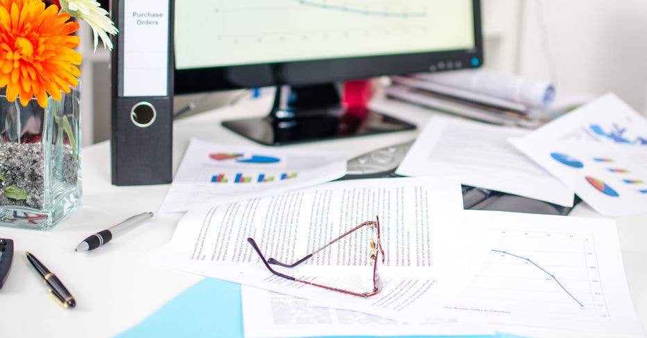 decluttering your workspace